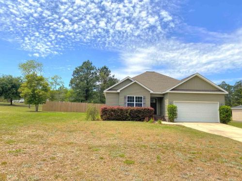 333 Teakwood Ct, Statesboro, GA 30458-9232