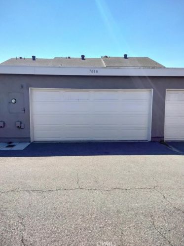 7010 Fulton Way, Stanton, CA 90680-2821