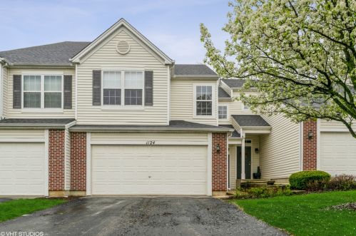 1124 Colonial Dr, Joliet, IL 60432-2771