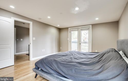 1511 Delmont Ln, Silver Spring MD 20912-7036 exterior