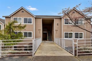 12530 109th Ct, Kirkland, WA 98034-9139