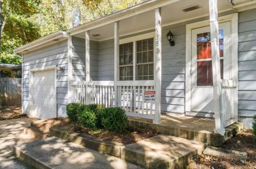 5353 Martins Crossing Rd, Stone Mountain, GA 30088-1710