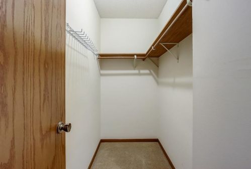 3727 Gershwin Ln, Saint Paul MN  55128-2944 exterior
