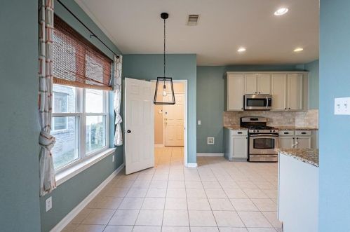 4029 Cyn Gln Cir, Austin TX  78732-2187 exterior