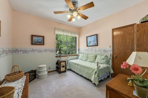 3918 Caney Crk Rd, Austin TX  78732-2216 exterior