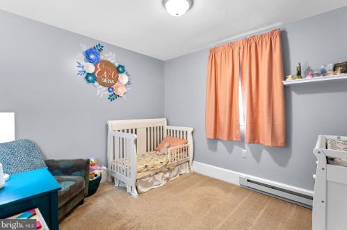 324 Walnut St, Lancaster PA  17602-2438 exterior