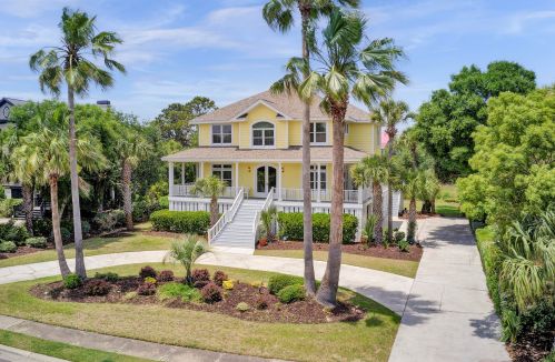 68 Ocean Point Dr, Isle Of Palms, SC 29451-3851