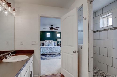 5037 Addison Way, Aurora CO 80016-5390 exterior