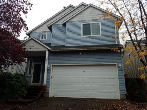 2044 Baker Ln, Damascus, OR 97080