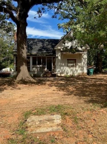 395 Heard St, Flovilla, GA 30216-2526