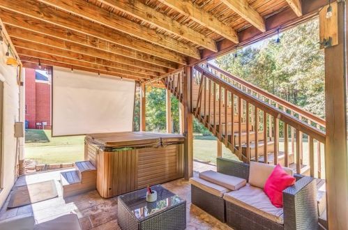 321 Mansfield Way, Stockbridge GA  30281-1579 exterior