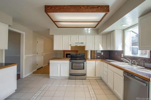 12298 Louisiana Dr, Aurora CO 80012-4316 exterior