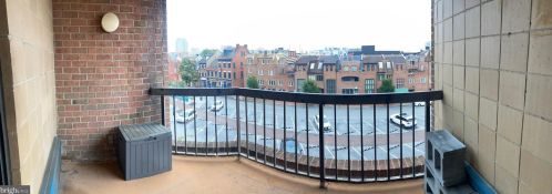 200 Lombard St, Philadelphia PA  19147-1605 exterior