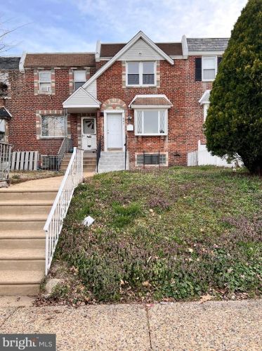 647 Garland St, Philadelphia, PA 19120-2644