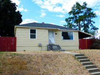 2229 Broad Ave, Spokane WA  99205-6168 exterior