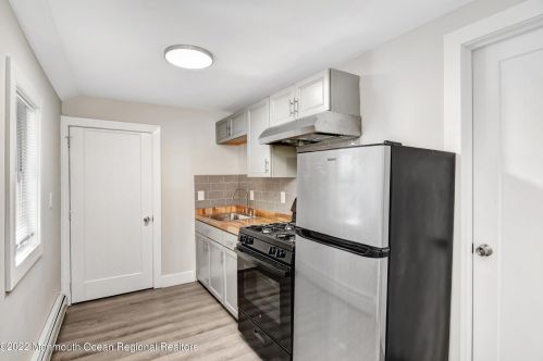 237 Drs James Parker Blvd, Tinton Falls NJ  07701-1338 exterior