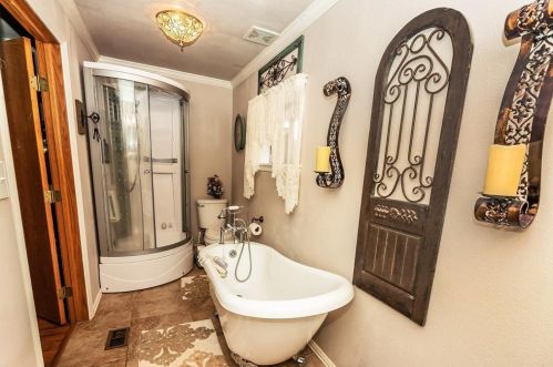 244 Nocona Dr, Nocona TX 76255-9264 exterior