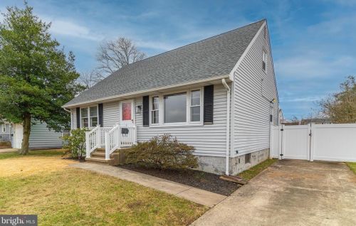 60 Goeke Dr, Trenton, NJ 08610-1121