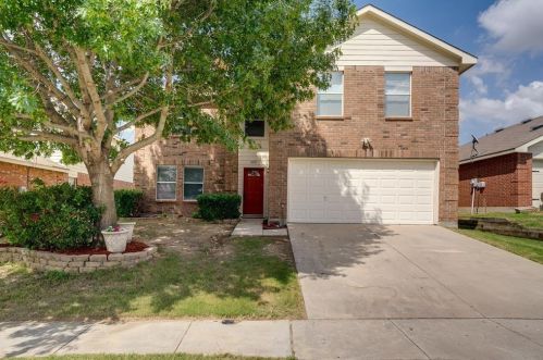 6425 Meadow Way Ln, Fort Worth, TX 76179-4250