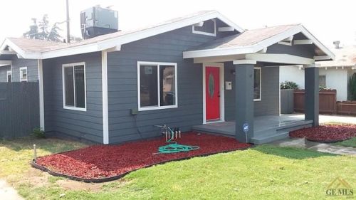 1024 Fruit Ave, Fresno, CA 93728-2921