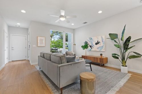 3201 Aldwyche Dr, Austin TX  78704 exterior