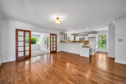 2002 Redondela Dr, Palos Verdes Estates, CA 90275-1030