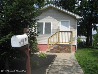 19 Pacific Blvd, Keyport, NJ 07735-6035