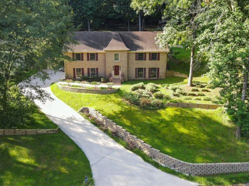 3527 Hidden Acres Dr, Atlanta GA  30340-4449 exterior