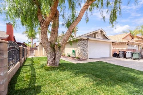 721 Mariner Dr, Perris, CA 92571-3822