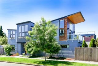 3701 Austin St, Seattle, WA 98126-3237