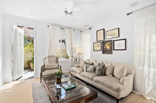 74 Bower Tree, Irvine CA  92603-0104 exterior