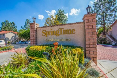 2351 Archwood Ln, Simi Valley CA 93063-5088 exterior