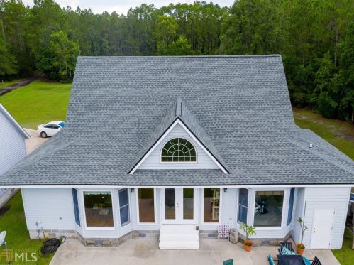 1818 Union Carbide Rd, Woodbine, GA 31569-4334