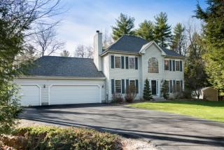 17 Liberty Ct, Auburn, NH 03032-3171