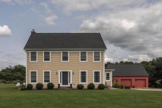 60 Burgess Rd, Morris, CT 06758-1031