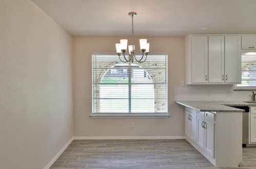 200 Lochness Ln, Fort Worth TX  76126-3212 exterior