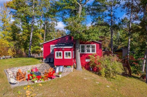 8088 Pine Point Rd, Lake Hubert, MN 56468-8764