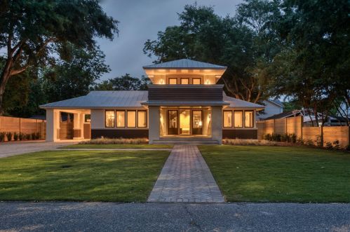 1484 Simmons St, Mount Pleasant, SC 29464-5071