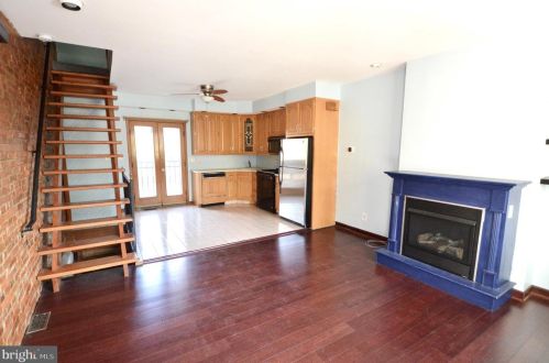 1161 Juniper St, Philadelphia, PA 19147-4419