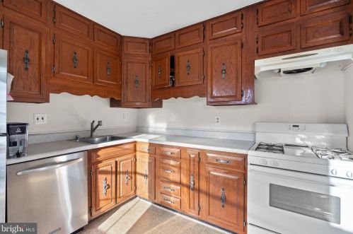 13122 Estelle Rd, Silver Spring MD 20906-3910 exterior