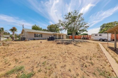 2183 1st St, Norco, CA 92860-3106