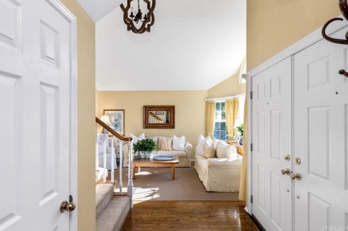 16 Chenile, Irvine CA  92614-7528 exterior