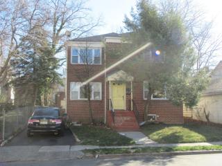 72 Bedford Ter, Irvington, NJ 07111-3945