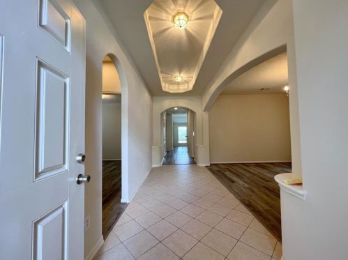25615 Lockspur Dr, Richmond, TX 77406-4354