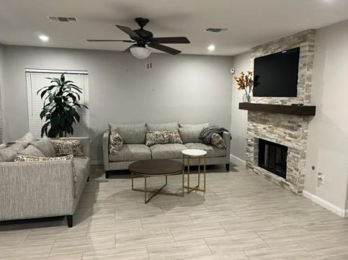 7202 Roundrock Park Ln, Richmond TX  77407-1581 exterior