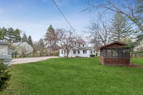 1869 Birmingham St, Saint Paul MN  55109-4407 exterior
