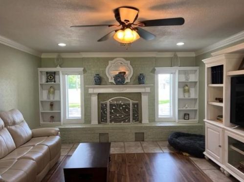 667 County Road 341, Angleton, TX 77515-4022