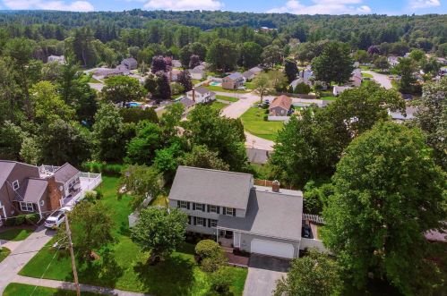 39 Pinehurst Ave, Nashua, NH 03062-3231