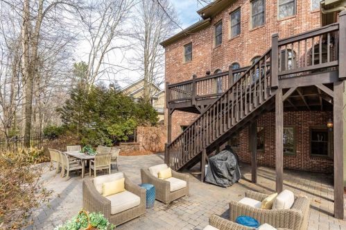 700 Glengate Pl, Atlanta GA  30328-7257 exterior