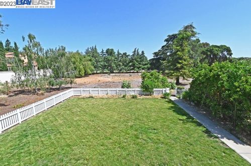 3450 Mohr Ave, Pleasanton, CA 94588-2669